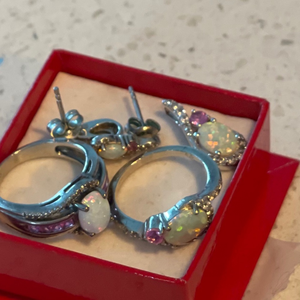 Opal gemstone October birthstone jewelers set 2 rings pendant and earrings